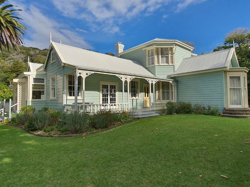 Couldrey House Lookout Walk in Wenderholm